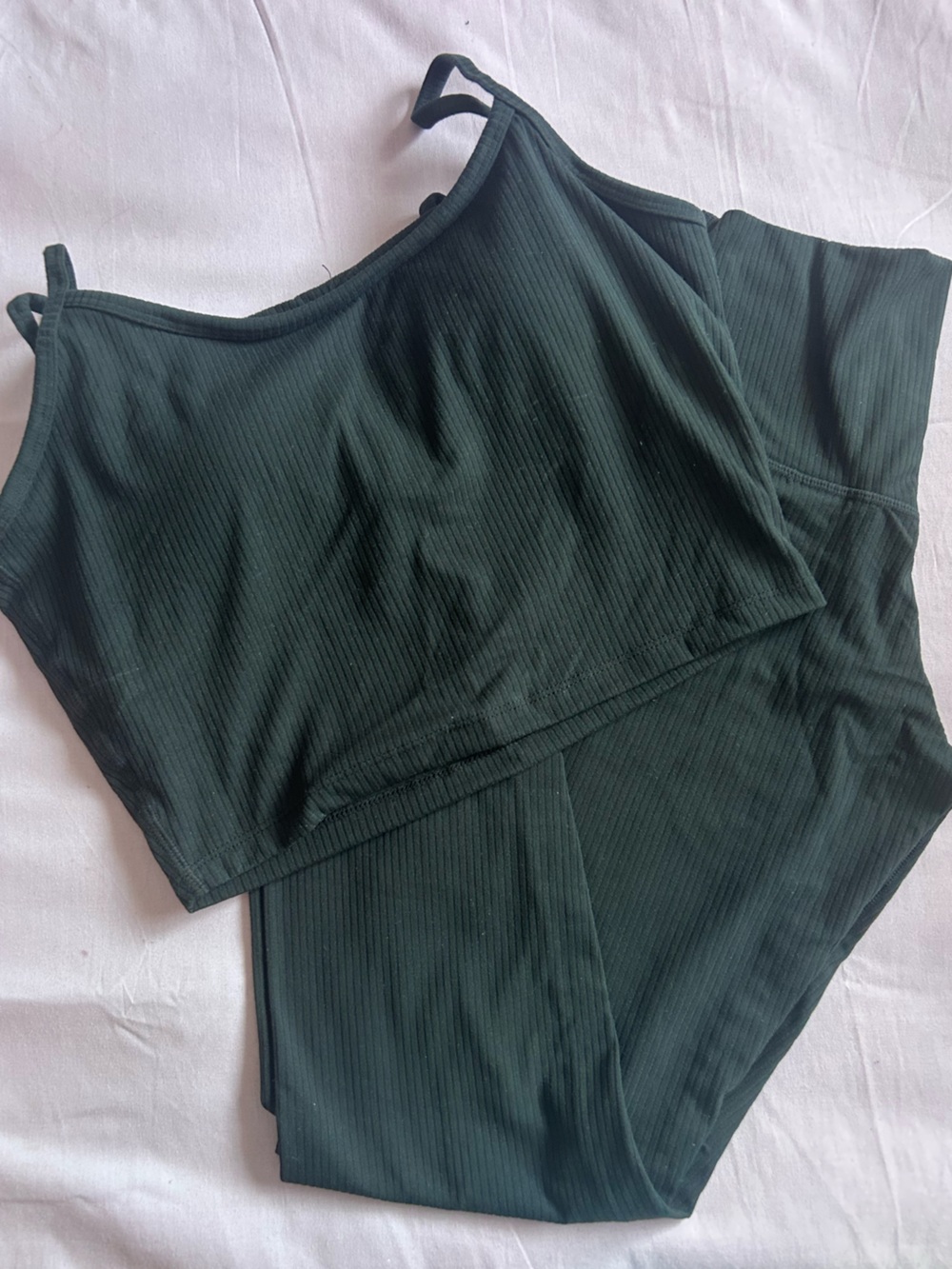 Forever 21 Black Ribbed Crew Top - Picture 2 of 2